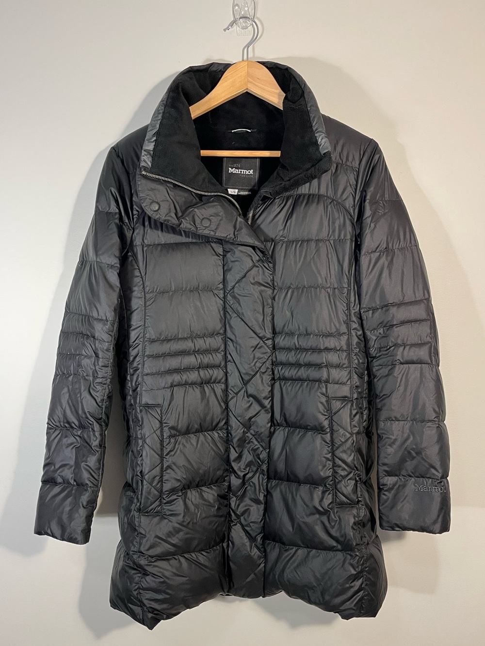 Marmot Viansa 700 Fill Down Puffer Coat Black Fleece Lined Collar Women’s Large